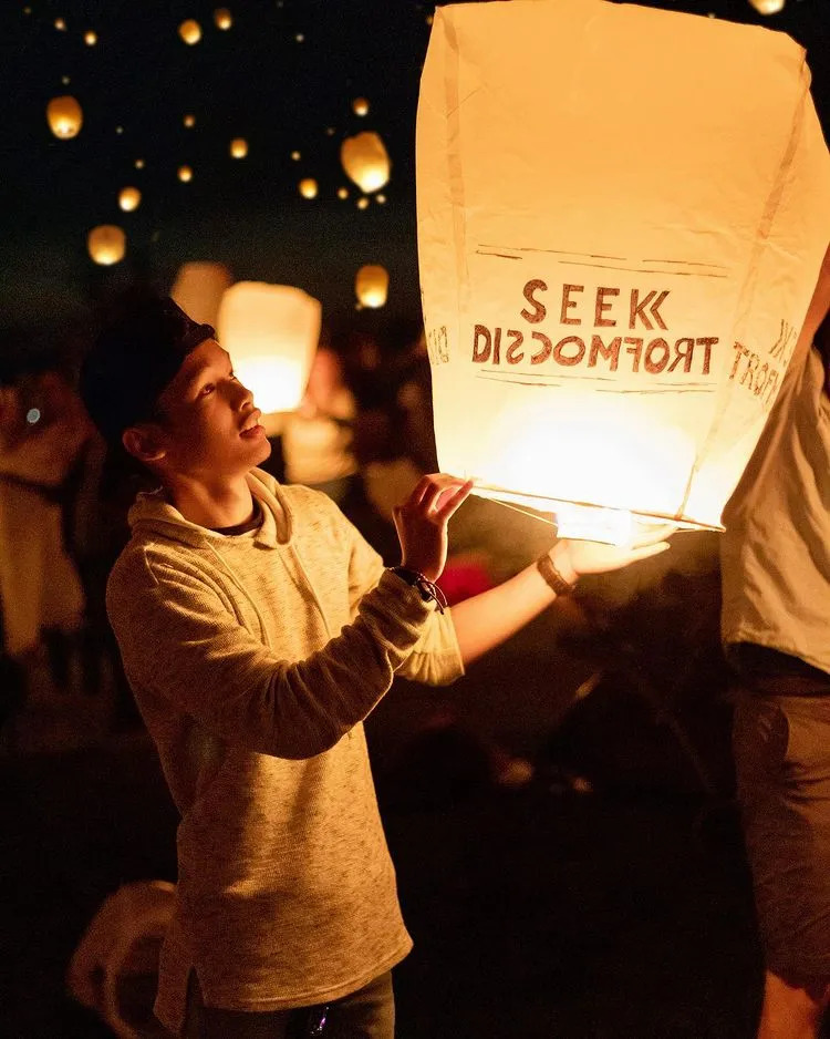 Seek Discomfort in the wild, application one.